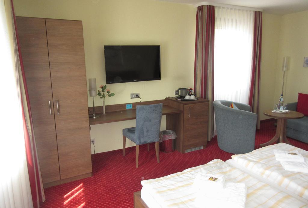 Diamanthotel Idar-Oberstein Habitación foto